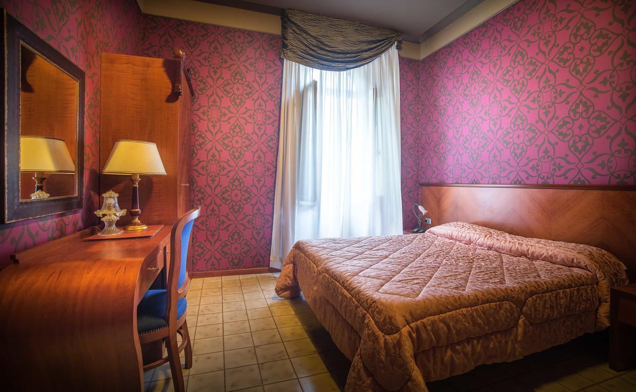 Hotel Terme サルナーノ エクステリア 写真